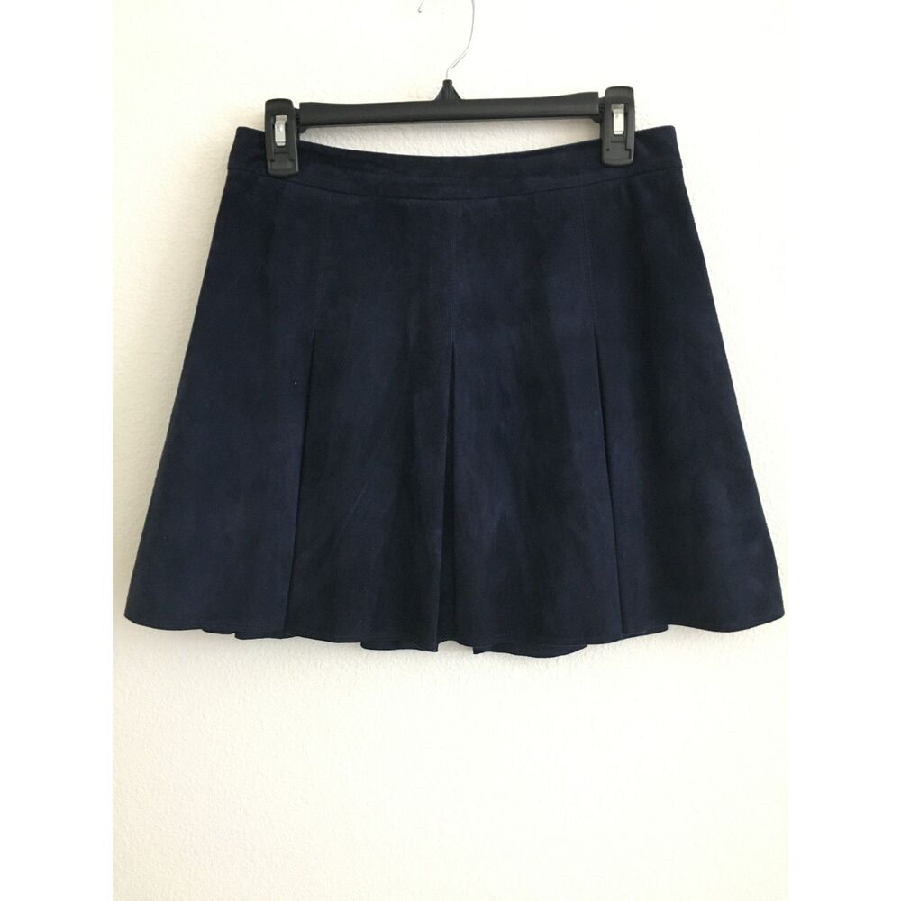 Alice + Olivia Lee Navy Suede Lamb Leather Pleated Mini Skirt Size 6 $898